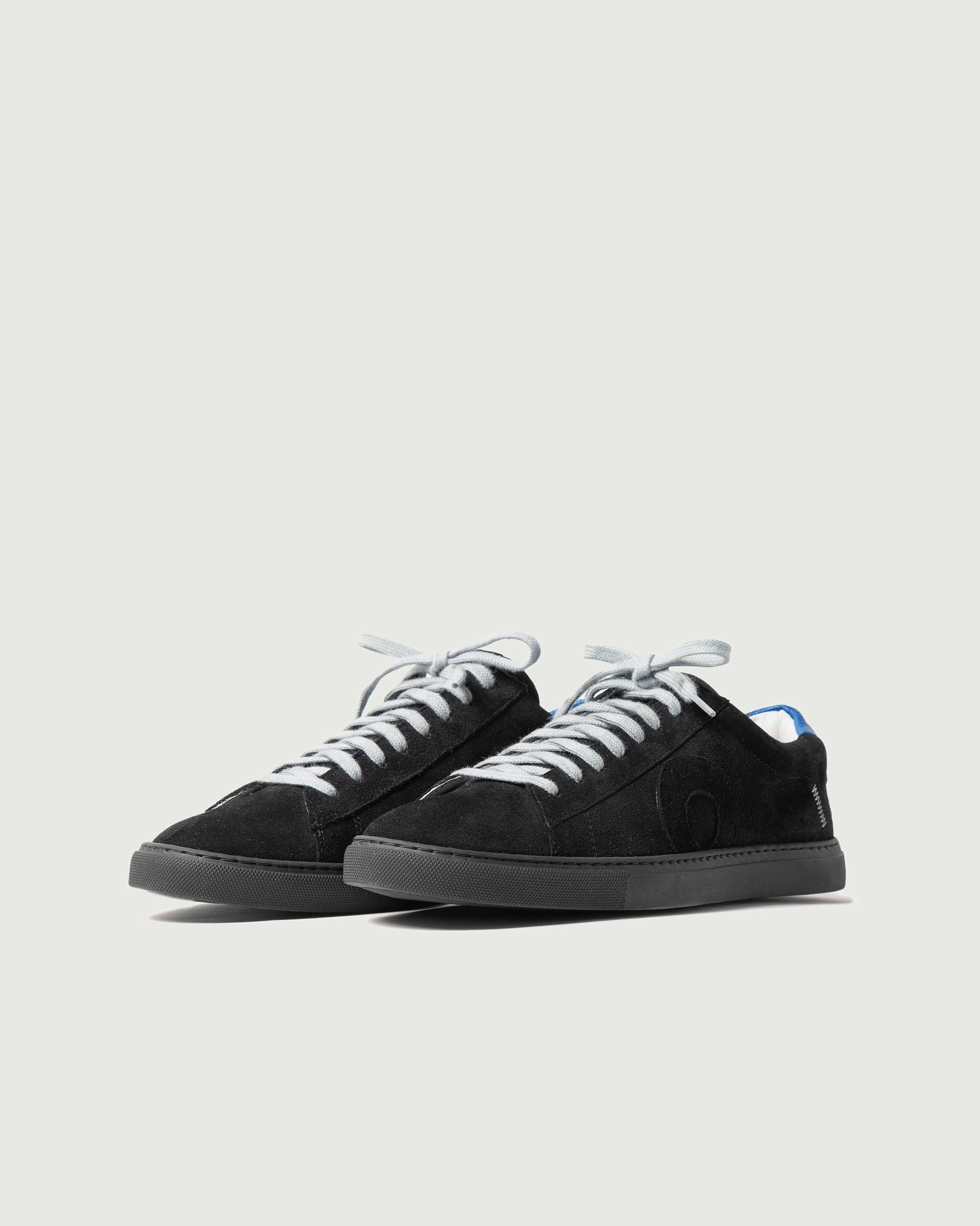 Low 1 | Core Black - Image 2
