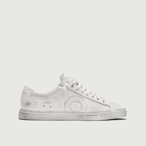 Low 1 | White Wall (Orthopedic)