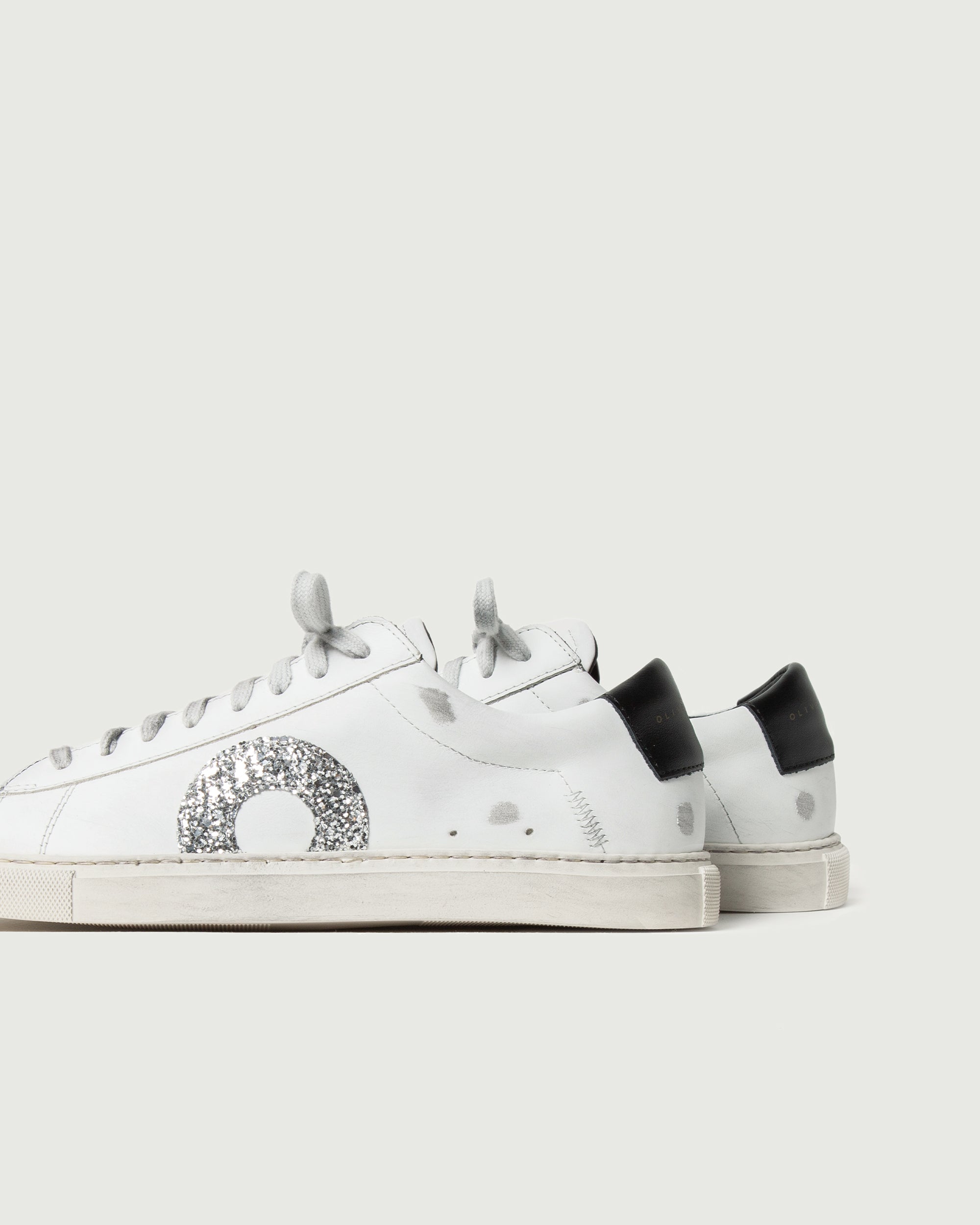 Low 1 | Essential - Image 3