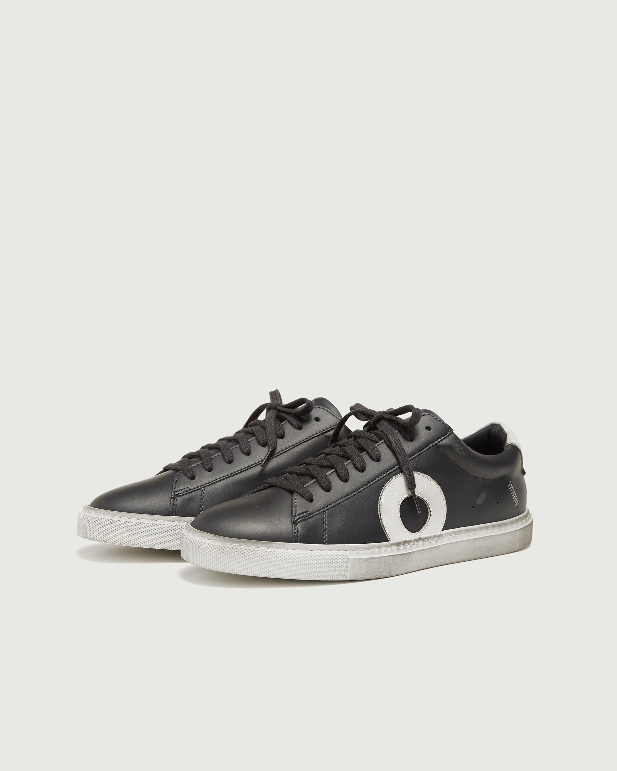 Low 1 | Oxford - Image 2