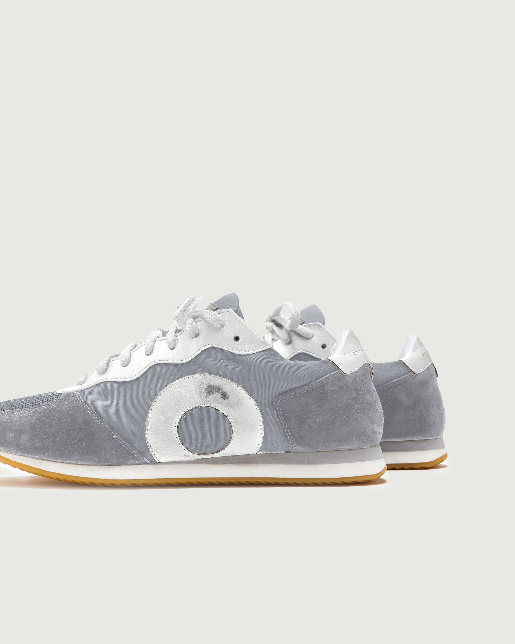 Runner | Fog - Image 2